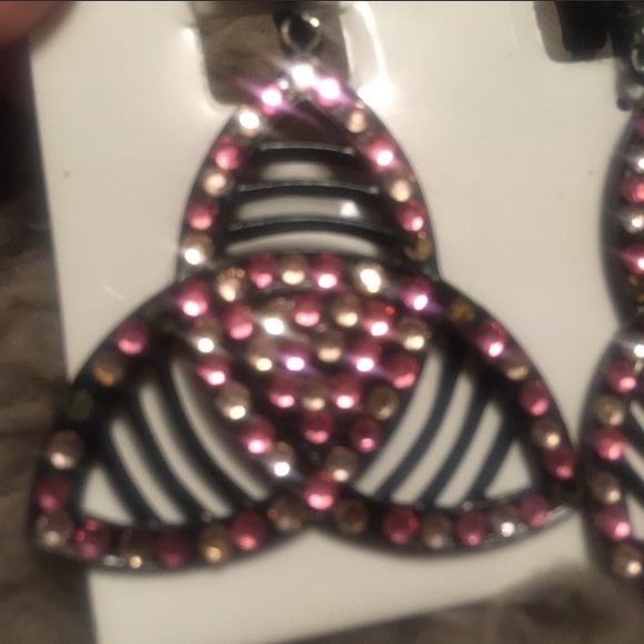 Vintage clip on earrings from the 1960s - Picture 8 of 12